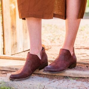 Born Kerri Ankle Boots In Burgundy Size 7.5 Women